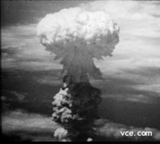 Atomic bomb dropped in Hiroshima