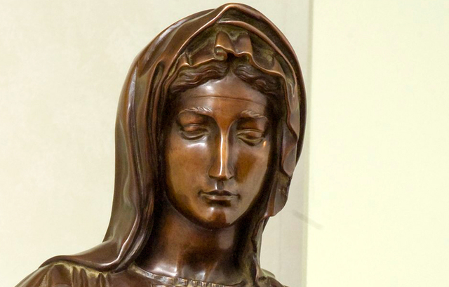 Michelangelo's mother dies