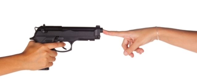 La  prohibición de hacer uso de la fuerza