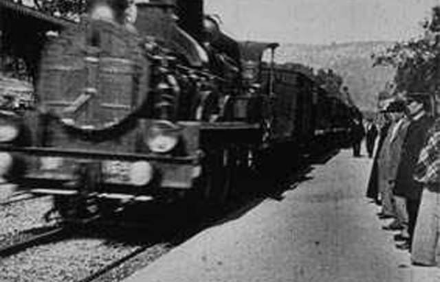 Chegado de um trem a estação