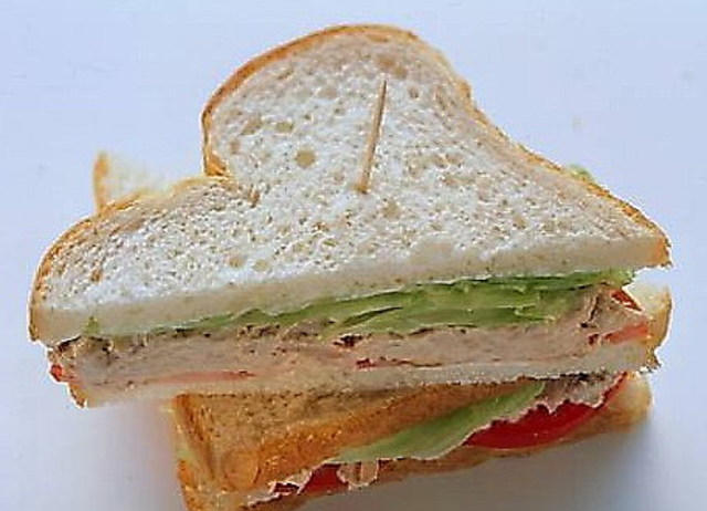 chickdn sandwich