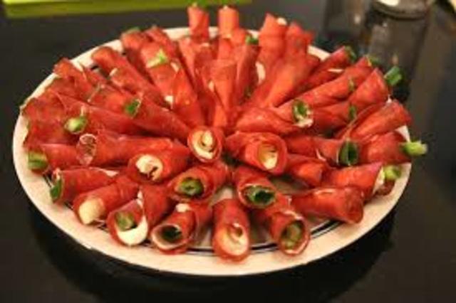 Dried beef rolls