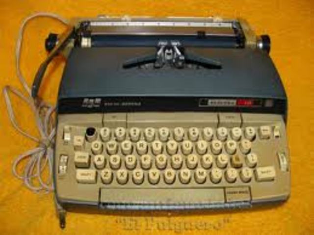 MAQUINA DE ESCRIBIR ELECTRICA