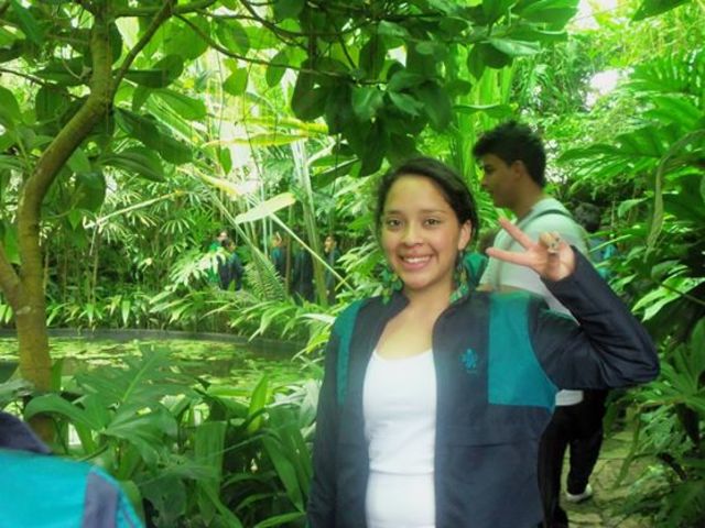 She began training on the Sena