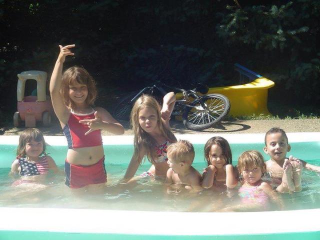 The day i got attacked by fire ants .