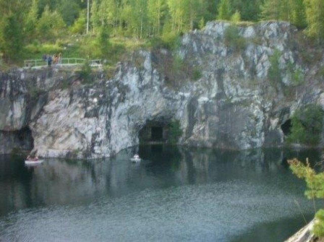 Первая добыча мрамора