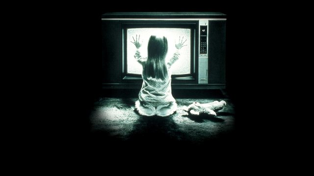 Poltergeist, de Tob Hooper