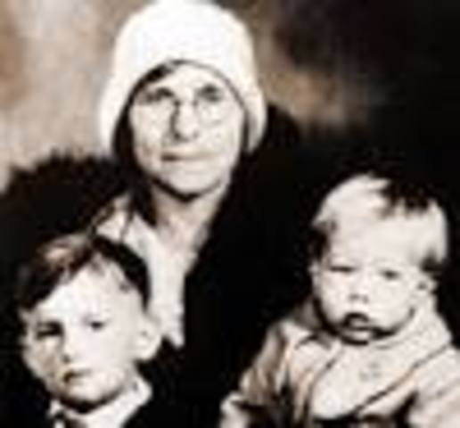 birth of andy warhol