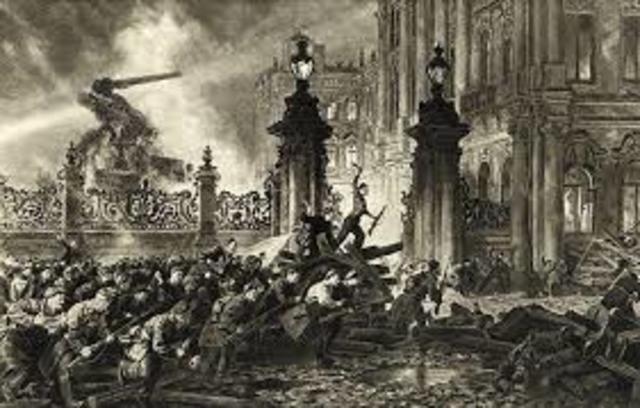Bolsheviks Storm Winter Palace