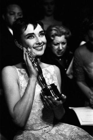 Audrey Recieves Academy Award For Roman Holiday