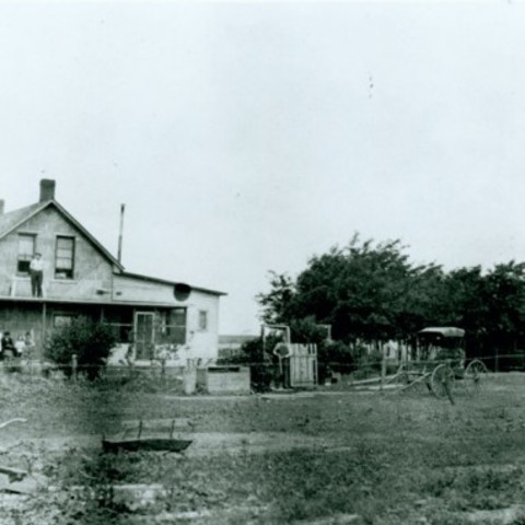 La familia Disney se muda a una Granja en Misuri