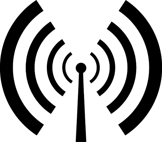 Guglielmo Marconi transmits radio signals from Cornwall to Newfoundland