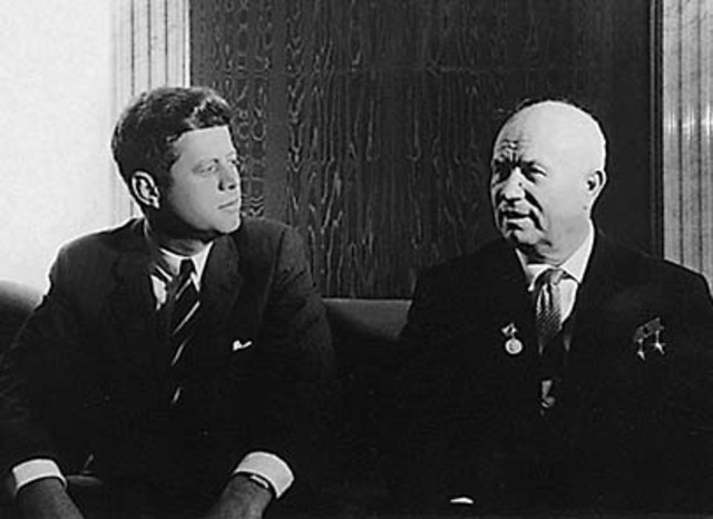 Kennedy meets with Nikita Khruschev