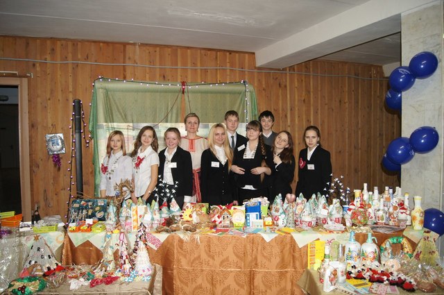 Участие в районной ярмарке школьных компаний