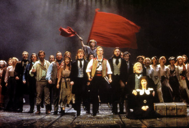 English language version shown (West End)