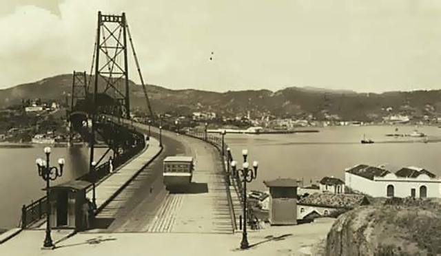 Ponte Hercílio Luz (inauguração)