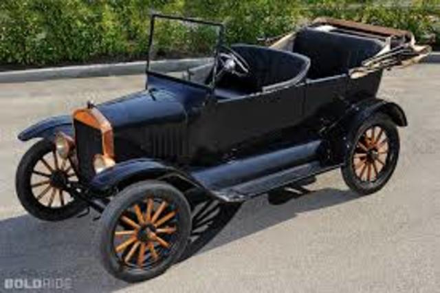 TEN MILLON FORD CARS BUIT