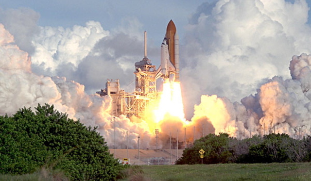 Nasa Opens Manned Spacecraft Center in Houston