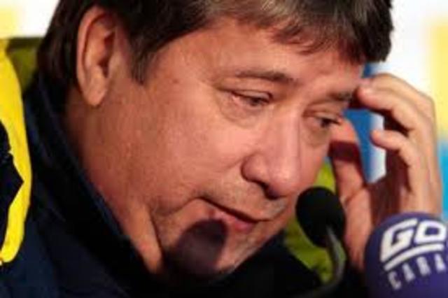 RENUNCIA DEL BOLILLO GOMEZ