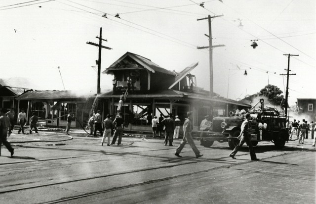 Group of settlers led by Antonio Gil Ybarbo establishes a civilian community