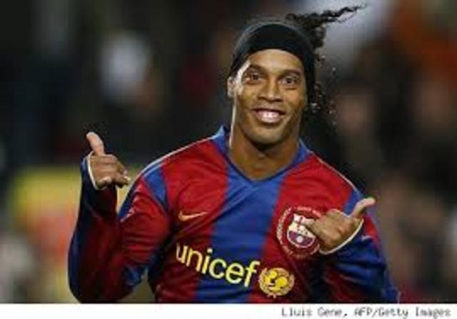 És va fer public al fitxatge al F.C.BARCELONA per 24 milions €.