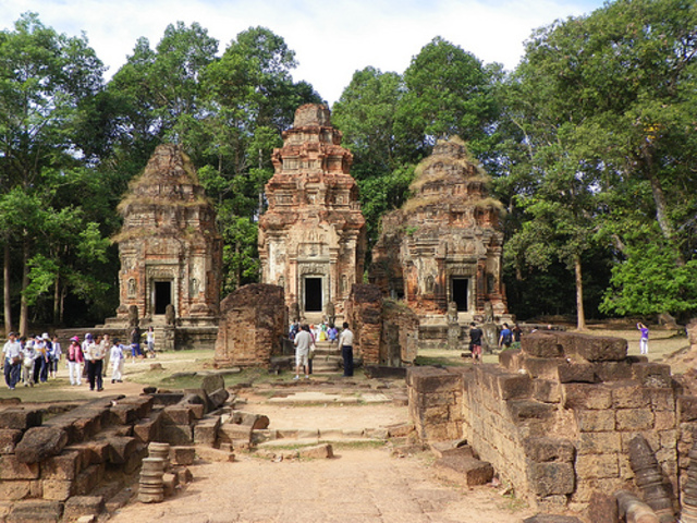 The construction of the Preah Ko.