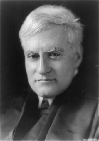 Herbert Hoover lo llamó Benjamin Nathan Cardozo a la Corta Suprema de los Estados Unidos