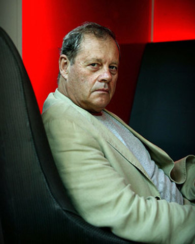 Bruce Beresford Signs On Instead