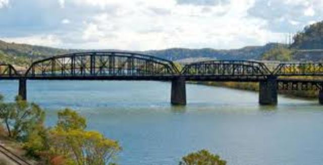 Hot Medal Pedestrian Bridge