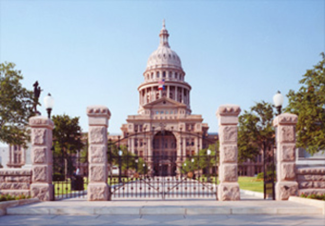 Texas Congress meets at Austin , the new capitol