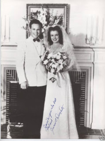 Marilyn Marriage at the age of 16