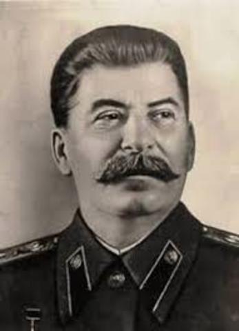 Vladimir Lenin dies and Josef Stalin becomes leader of the Soviet Union