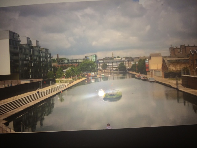 Filming location: City Road Basin