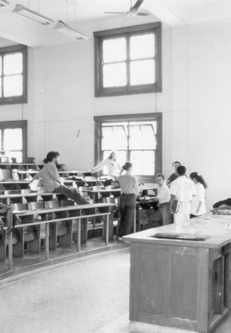 Organização e sistematização da Faculdade Nacional de Filosofia