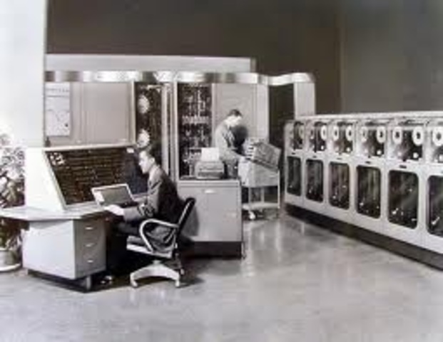 PRIMERA GENERACIÓN DEL COMPUTADOR UNIVAC 1