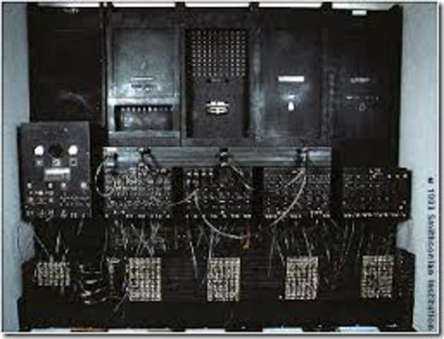 INGENIEROS JOHN PRESPER ECKERTY JOHN W. MAUCHLY