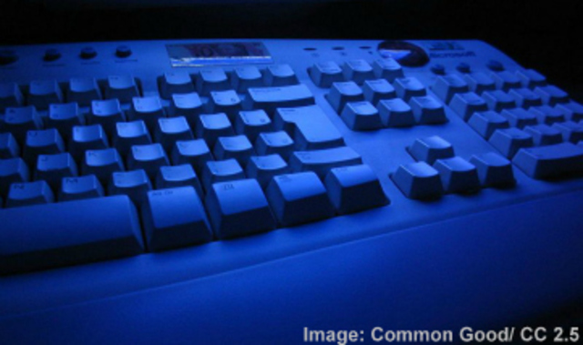 Melissa worm released