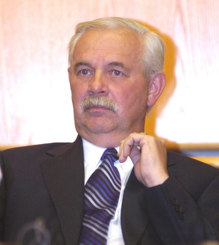 Wiks charged with discreditable conduct