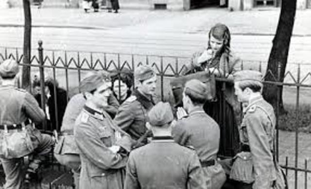 Senden des sechsten Flugblättern