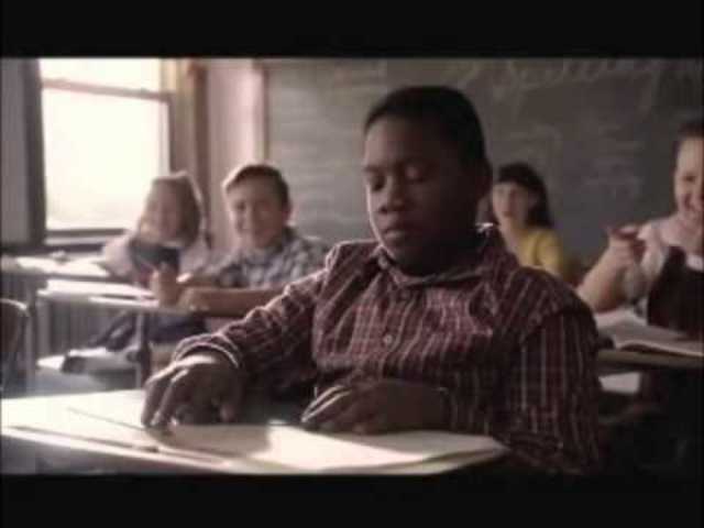 Sus compañeros se burlaban de él por su desempeño escolar