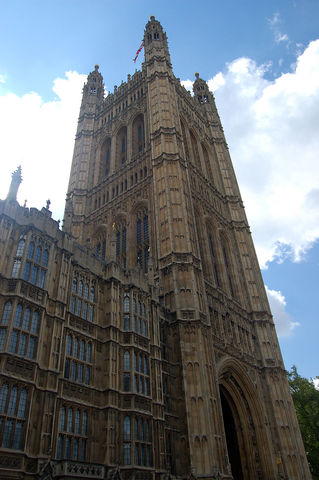 Charles I decided to dissolve the parliament