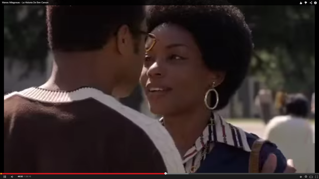 Ben consigue novia en la universidad