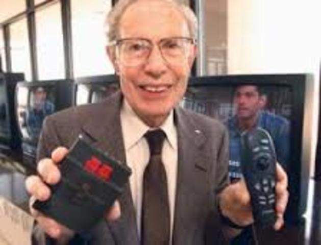Dr. Robert Adler invents the first cordless remote control