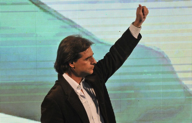 Lacalle Pou venció a Larrañaga en las internas