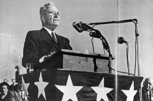 Truman-doktrinen erklæres