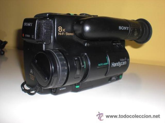 Primera cámara de video