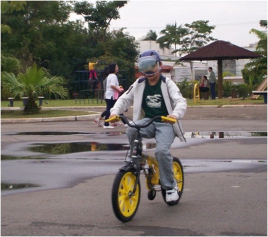 Lucas Kim - 5 anos: Pedala Robinho!