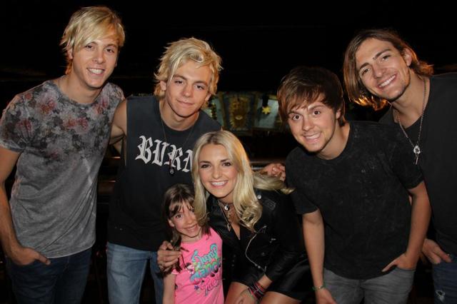 Met the band R5 Before Their Concert