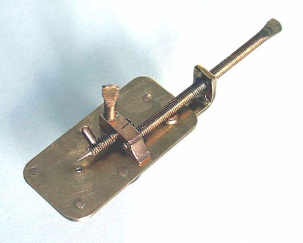 Anton van Leeuwenhoek microscope.