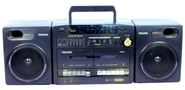 RADIOCASSETTE